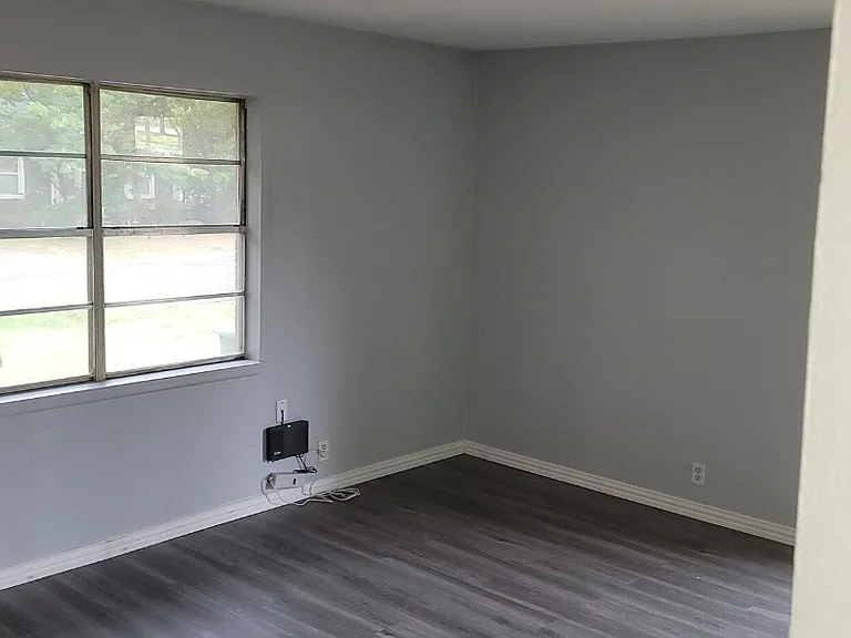 113 N McKown Ave #1 — Photo 4
