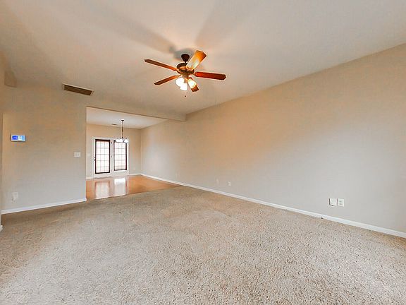 5th image of 532 Capstone Way