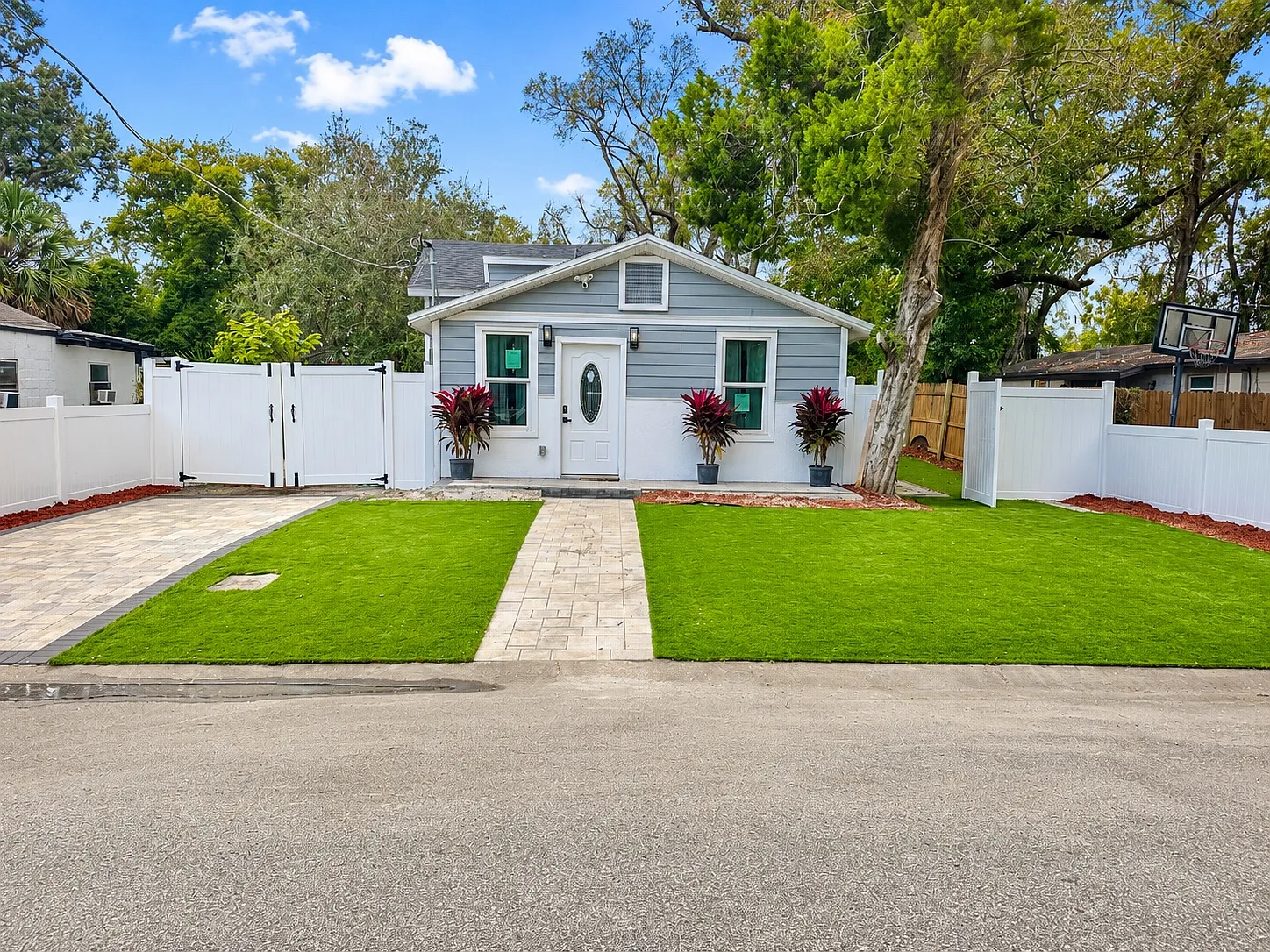 4 bed, 1675 sqft, $2,550 — Photo 1