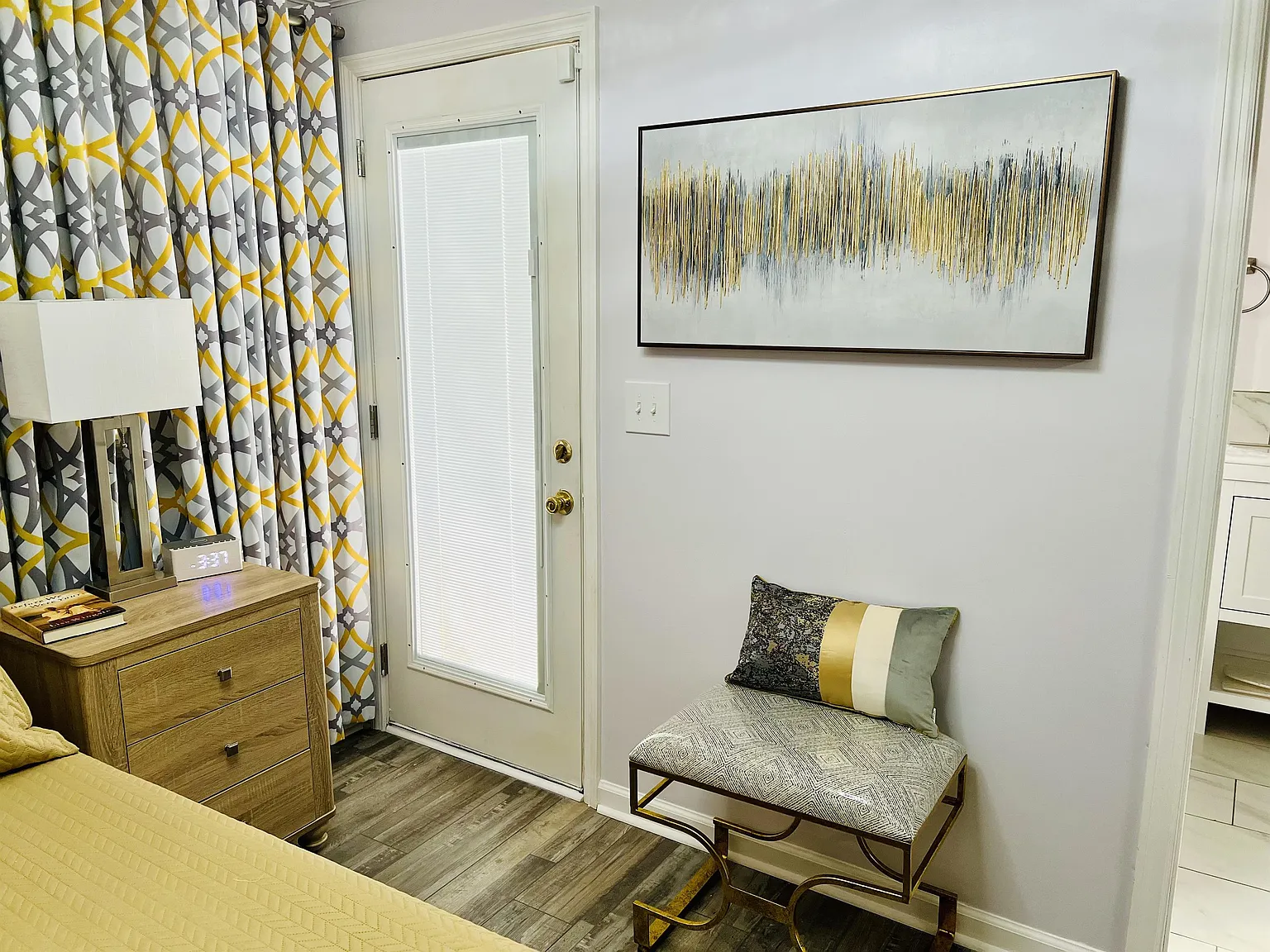 Nightingale of Aiken Cottages - 325 — Photo 4