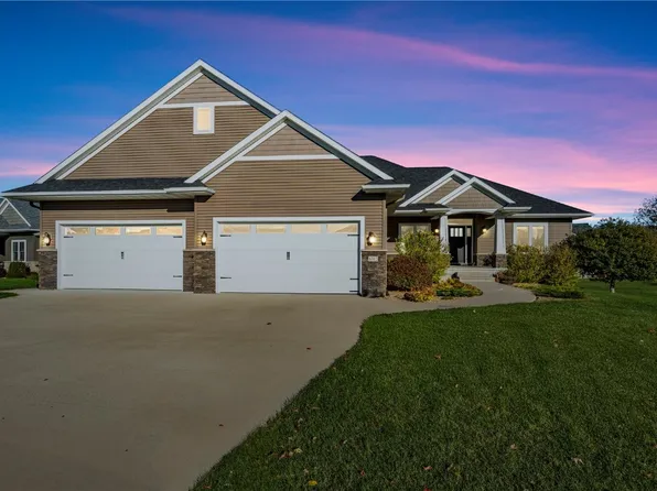 6312 Casey Ln NE, Cedar Rapids, IA 52411