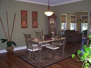 3rd image of 606 E Oak Island Dr