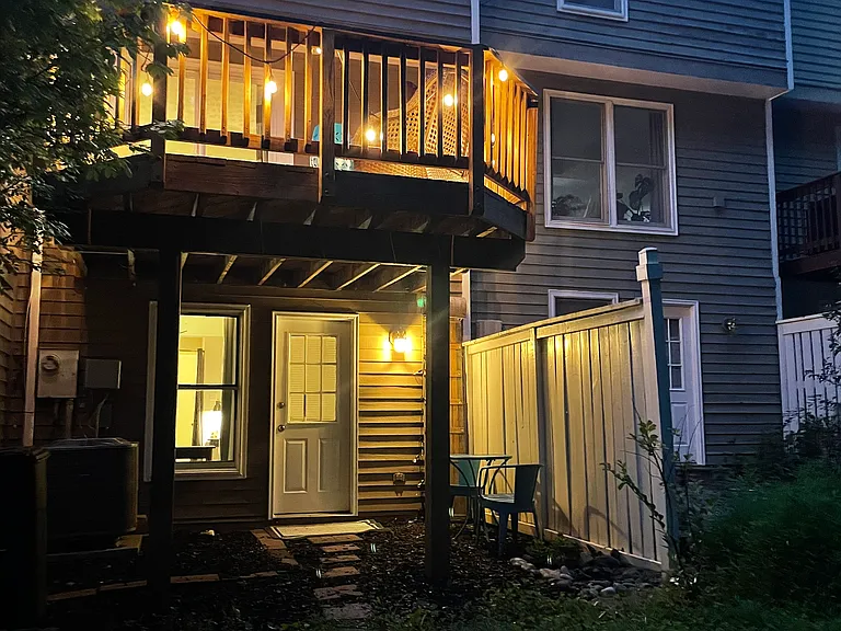 Poplar Grove Dr — Photo 1