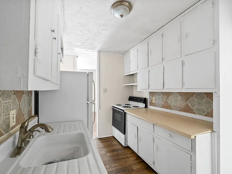 3 Garth Dr — Photo 12