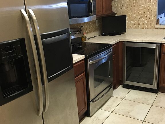 4th image of 1187 NW 124th Ave #2204