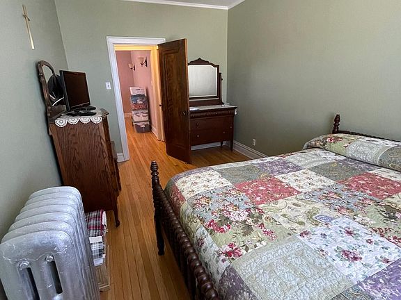 5th image of 4411 N Greenview Ave #3N