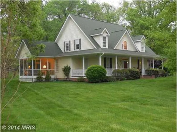 19 Hackberry Cir, Shepherdstown, WV 25443