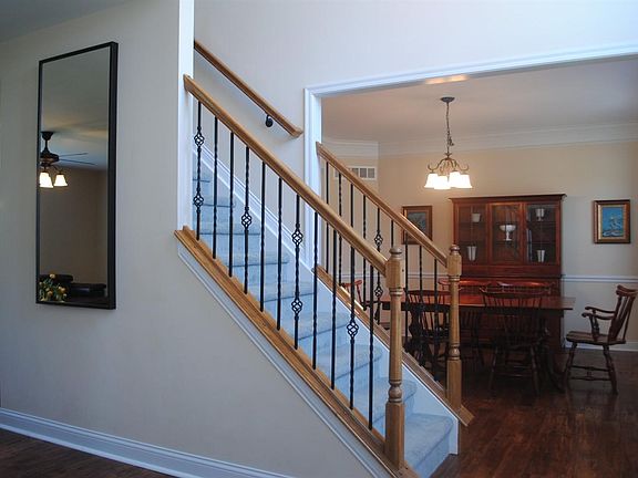 3rd image of 8486 Kempton Ln