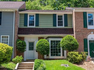 102 Mansfield Ct, Charlottesville, VA 22903
