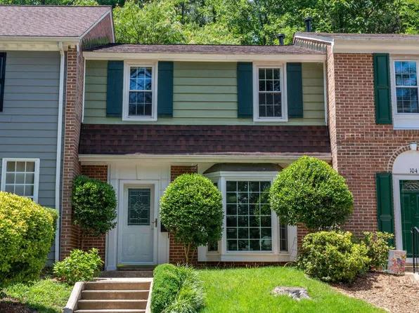 102 Mansfield Ct, Charlottesville, VA 22903