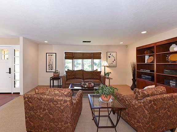 5th image of 3318 Scenic Dr