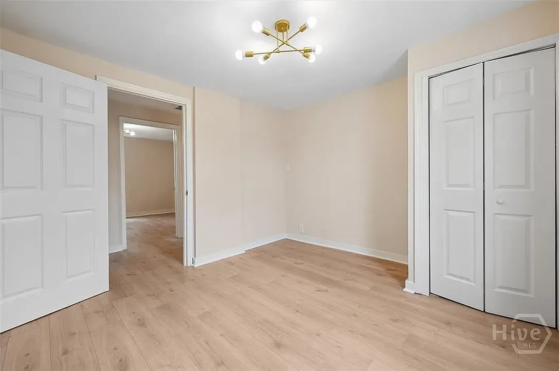 3 bed, 992 sqft, $1,500 — Photo 3