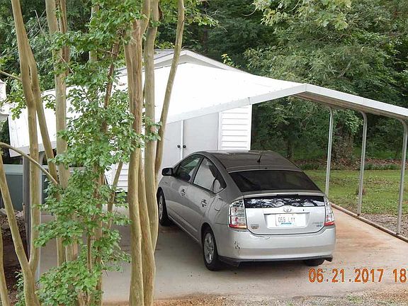 4th image of 70 Pembrook Dr