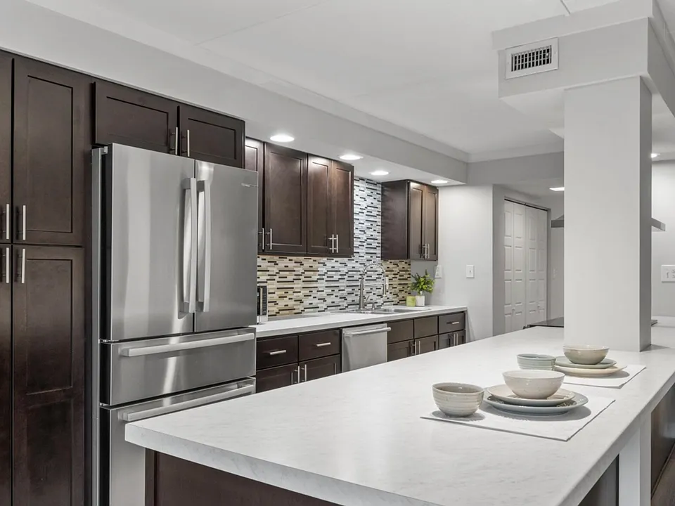 Kitchen, all stainless appliances
