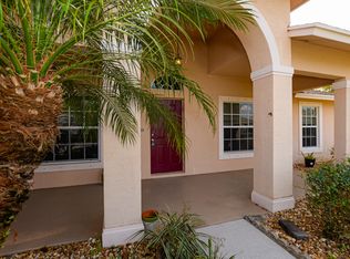 834 SW Jordin Ave, Port Saint Lucie, FL 34953