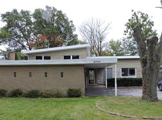 2745 Wilmette Ave, Wilmette, IL 60091