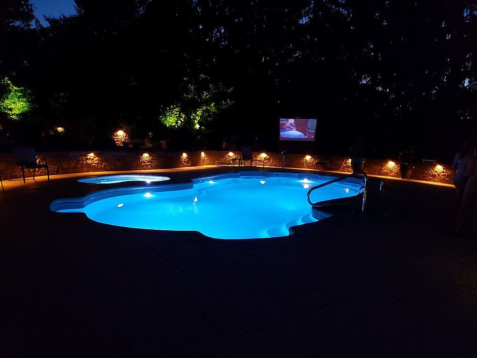 2nd image of 21 Teal Dr