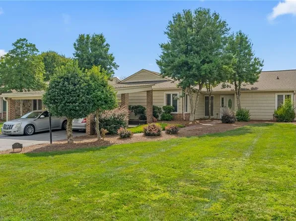 128 Spyglass Dr, Bermuda Run, NC 27006