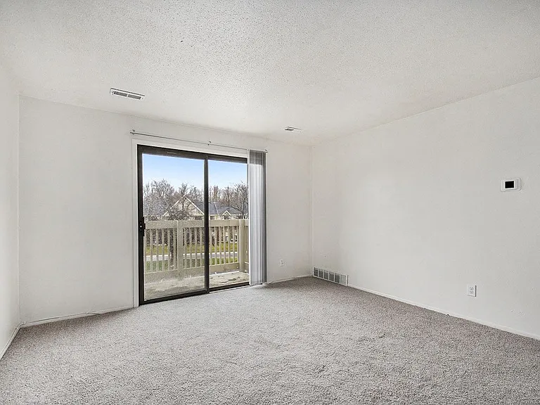 Normandy Village Apartments — Photo 51