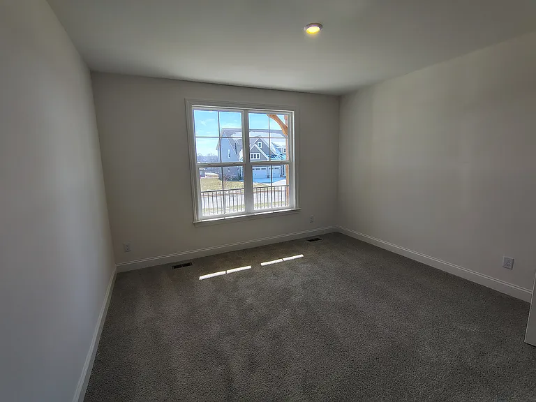 7923 Pine St — Photo 12