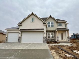 7806 NE 107th St, Kansas City, MO 64157