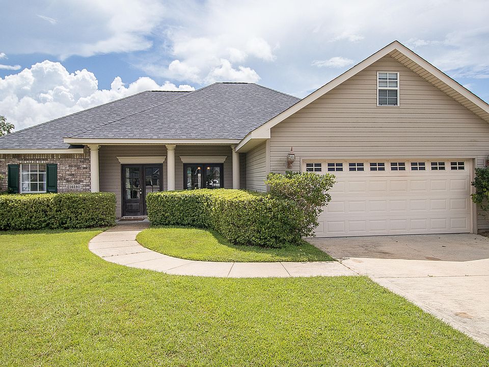 1st image of 14280 Carriage Cir