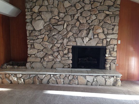 5th image of 4539 Clubhouse Dr