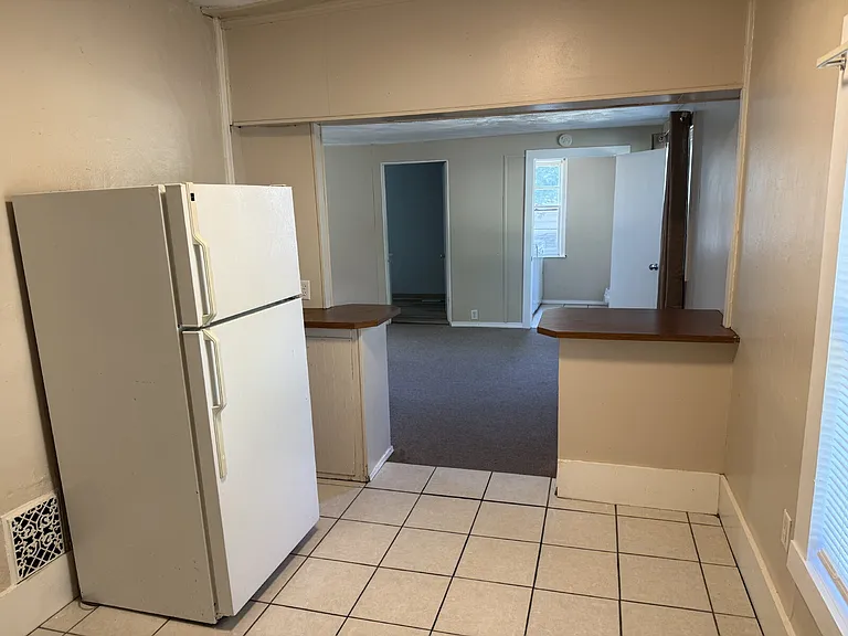 538 Spencer St NE #1 — Photo 9