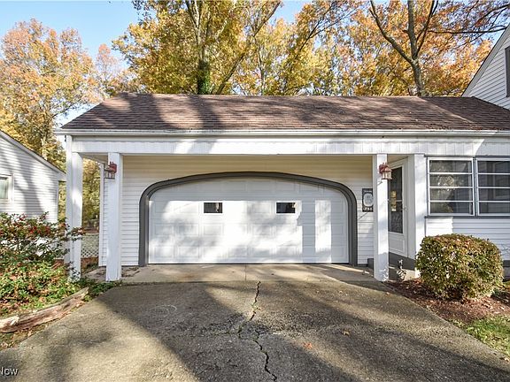 3rd image of 750 Crestview Dr