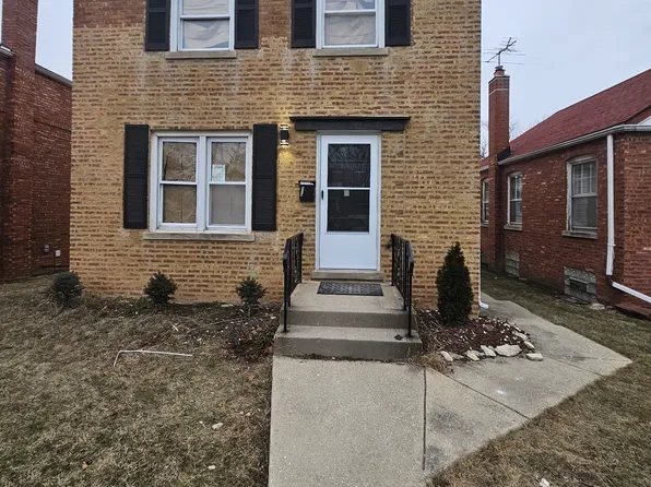 2110 S 23rd Ave, Broadview, IL 60155