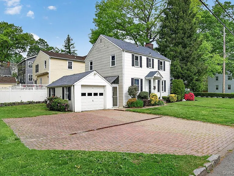 155 White Rd — Photo 2