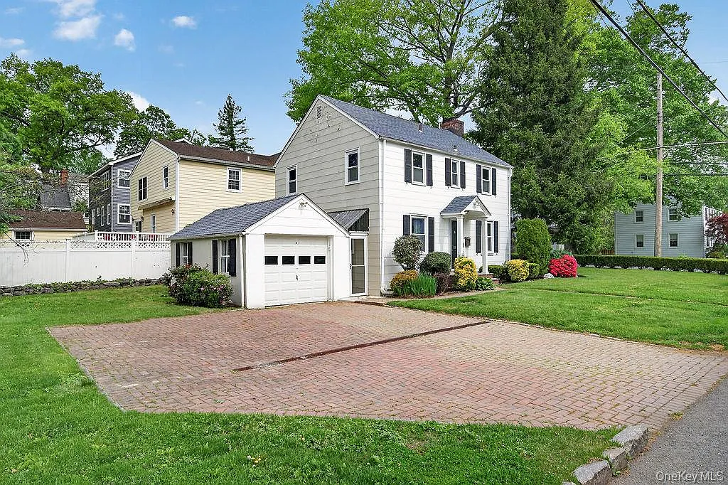 Building Photo - 155 White Rd