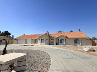 20158 Yucca Loma Rd, Apple Valley, CA 92307