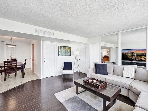 4th image of 524 Orton Avenue #702