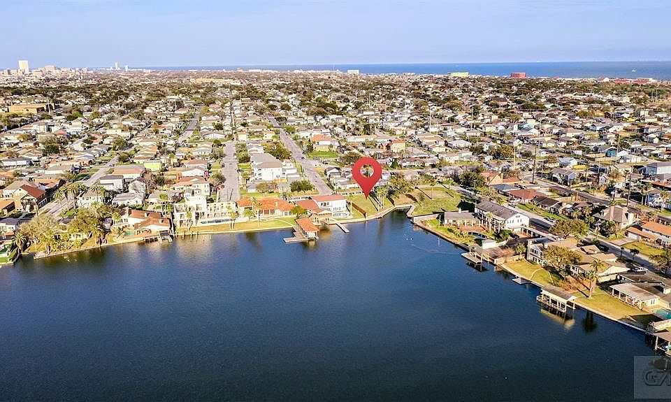 1st image of 1901 Bayou Shore Dr