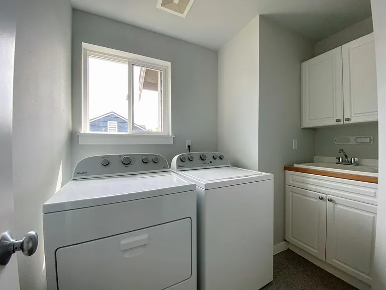 5219 16th Ave SW — Photo 22