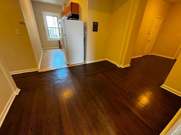 220 Roseville Ave #405R — Photo 10