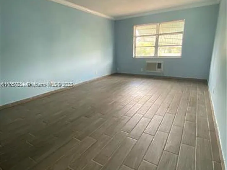 1480 E Sample Rd #209 — Photo 8