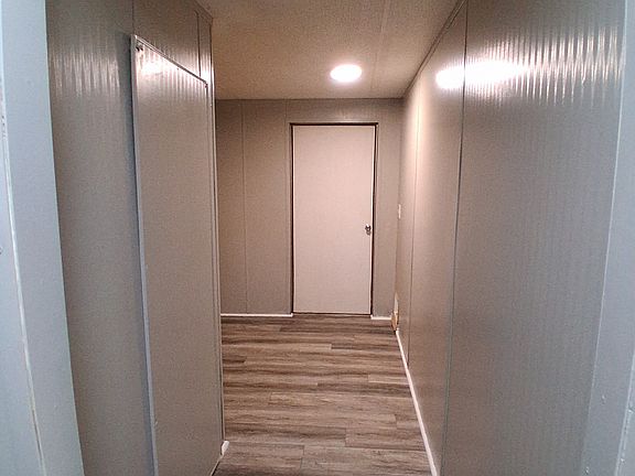 5th image of 4635 Karie Ln