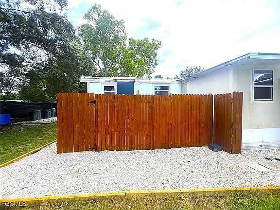 2nd image of 8239 Suncoast Dr