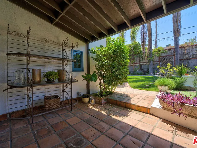 1221 Edris Dr — Photo 42