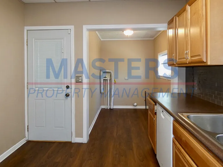 20 Greenwood Ave — Photo 7