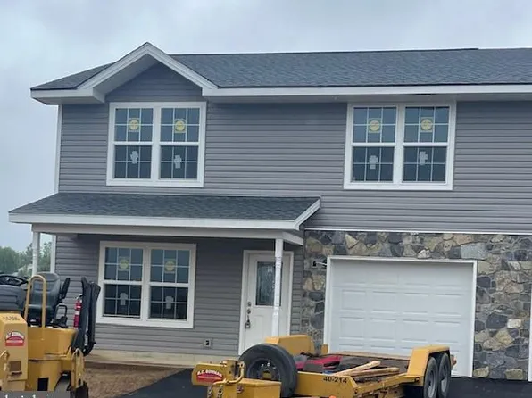 120 Pacific Ave, Milroy, PA 17063