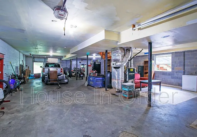 561 Bee Tree Rd — Photo 4