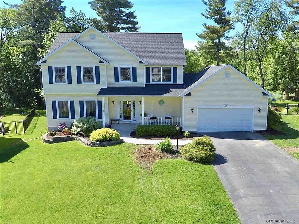 1st image of 62 Michelle Dr