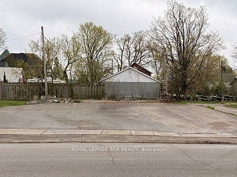 2nd image of 0 2nd Ave W