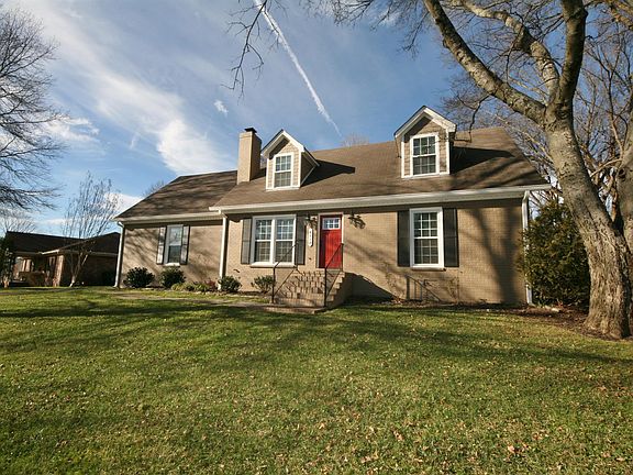 3rd image of 2113 Ravenwood Dr