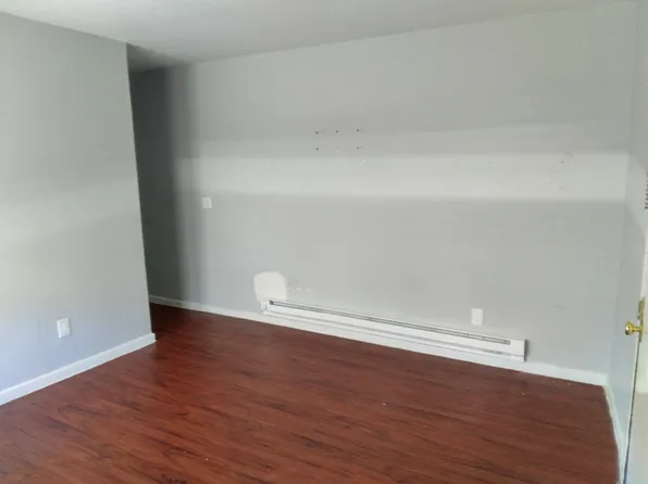 16 Stanley Pl, Yonkers, NY