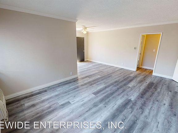 3rd image of 1333 N Stanley Ave APT 5
