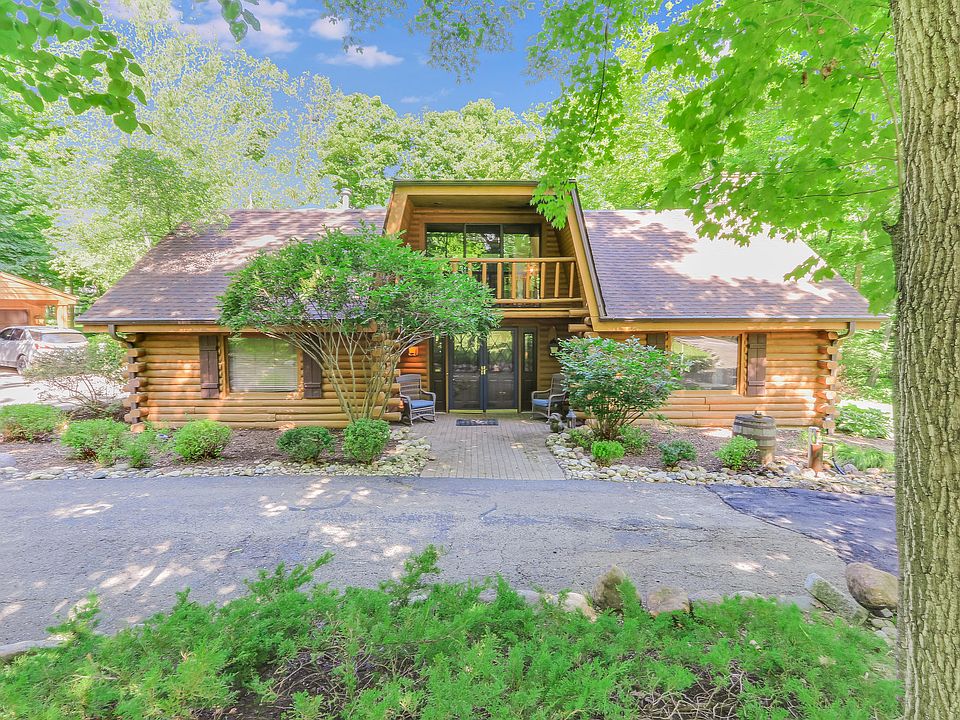 1st image of 1210 S Lakeshore Dr